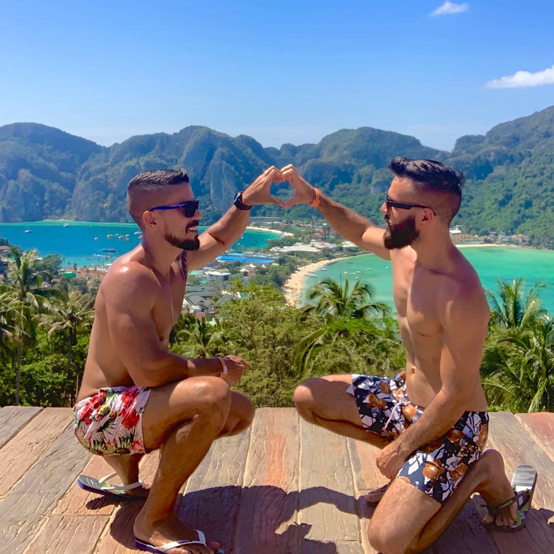 Travel Inspiration Gay Couple Hashtag on Instagram @joneyribeiro @andradekaioo